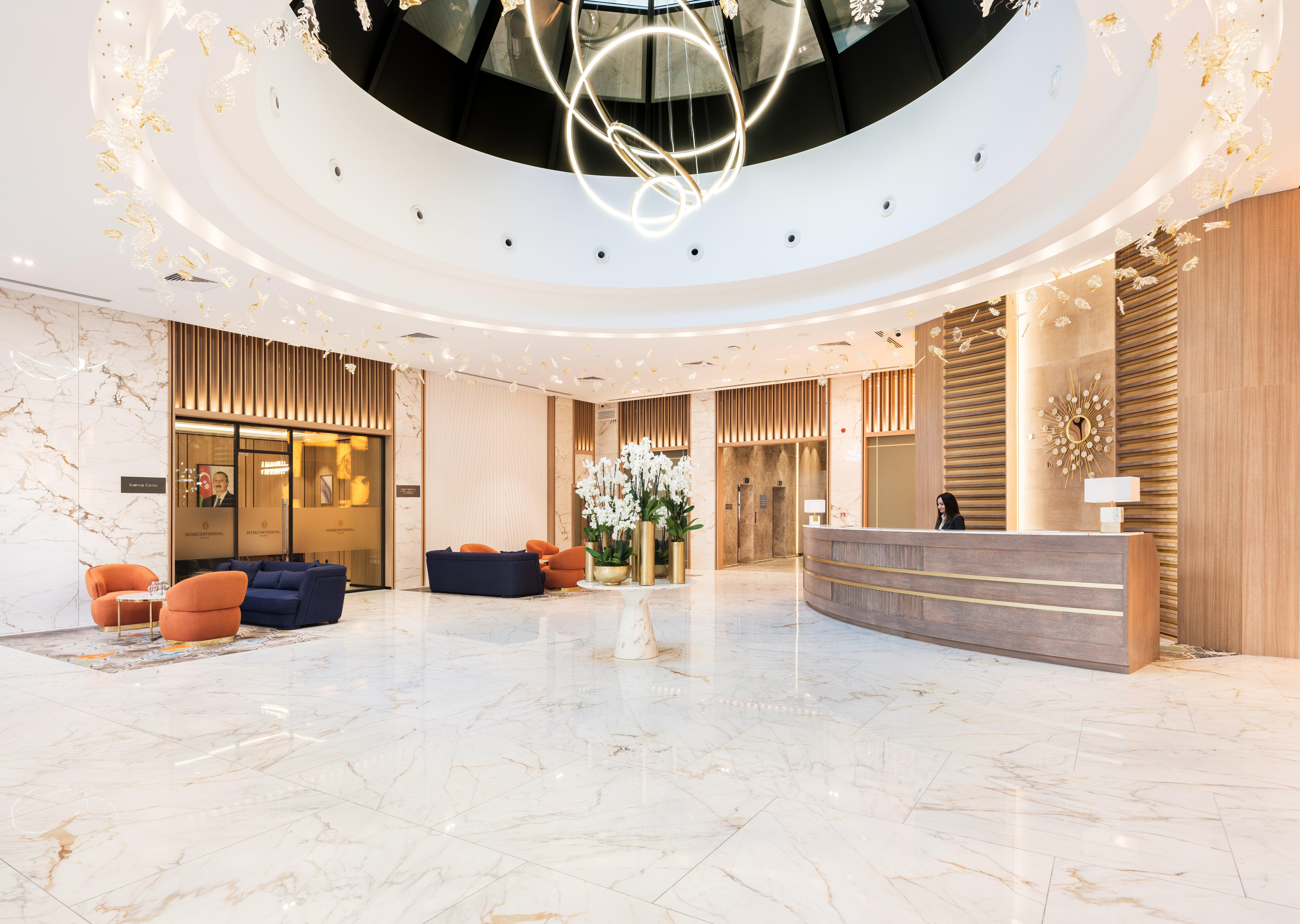Intercontinental Baku By Ihg Hotel Luaran gambar Lobby