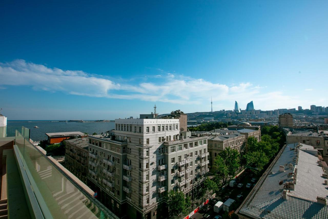 Intercontinental Baku By Ihg Hotel Luaran gambar View of the Hudson River from the 10th floor of the building
